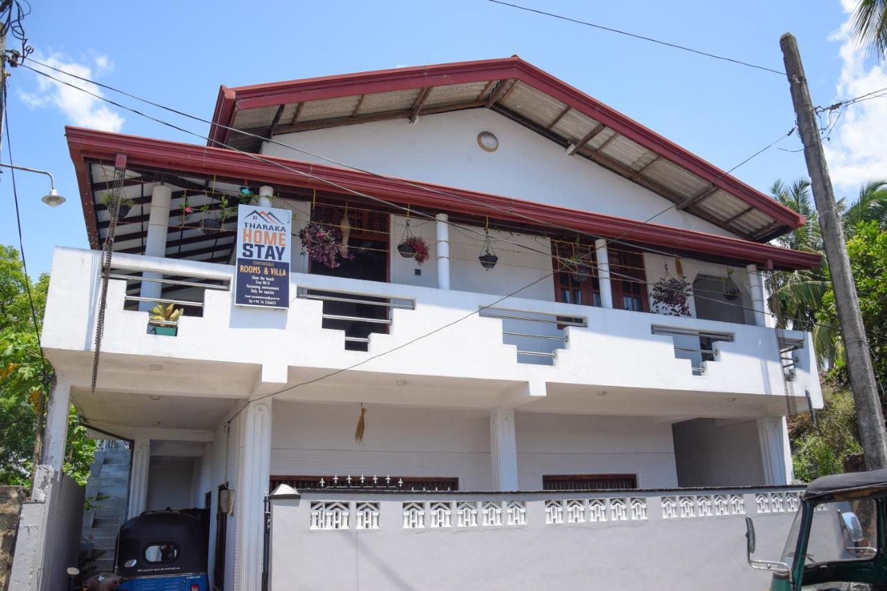 Tharaka Homestay Уелигама Екстериор снимка